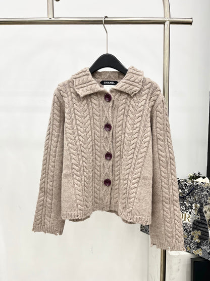 C 25 Fried Dough Twists hook lapel cashmere cardigan