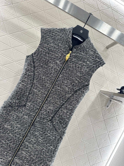 sch 25 Sleeveless stand up collar long zipper dress