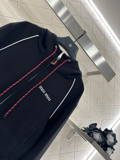 Mi 25 Hooded jacket and short skirt set