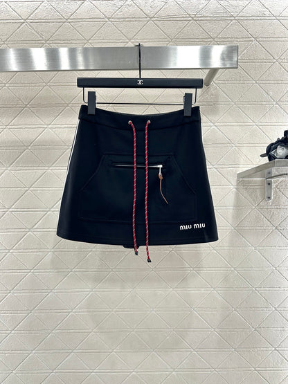 Mi 25 Hooded jacket and short skirt set