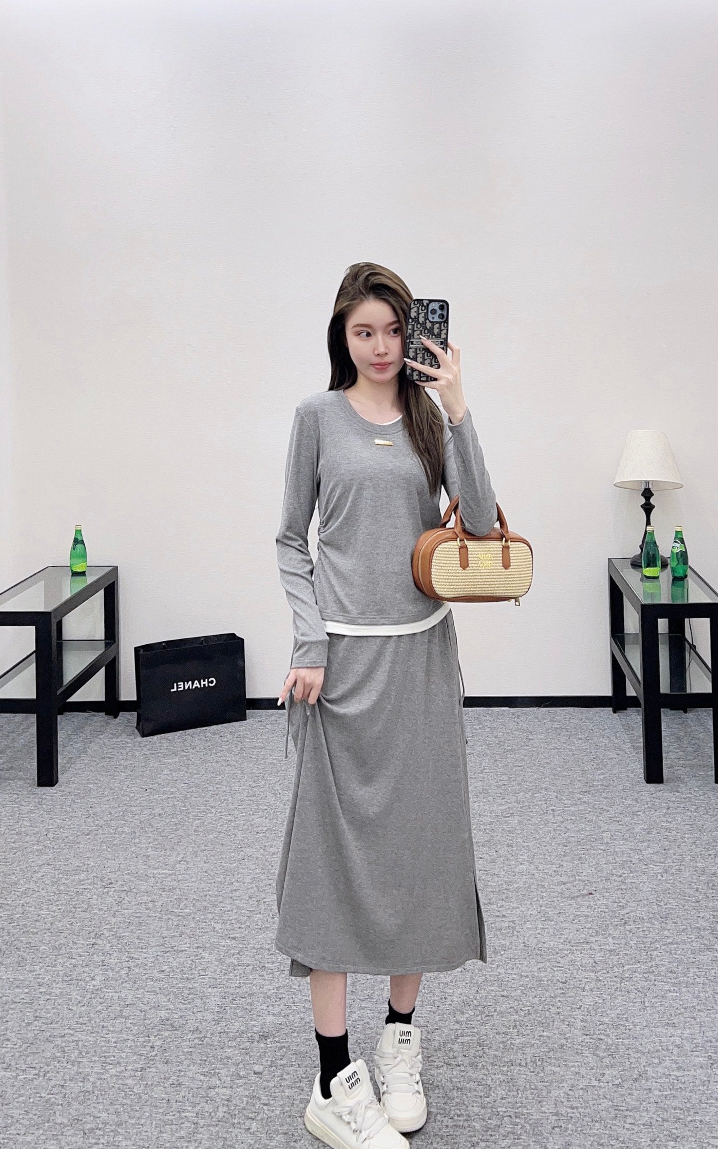 Mi 25 Fake two round neck long sleeved+half skirt set