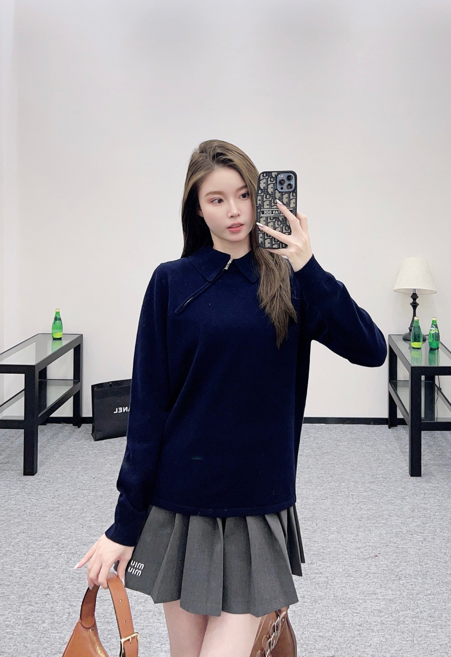 Mi 25 Flip collar slanted open collar knitted long sleeved shirt