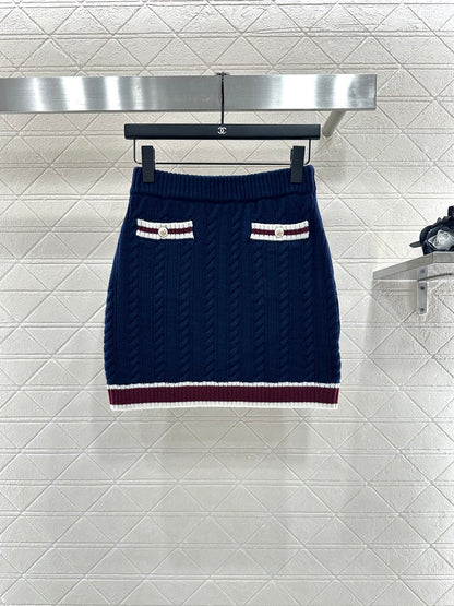 Mi 25 Collar Knitted Top, Short Skirt, Cashmere Set