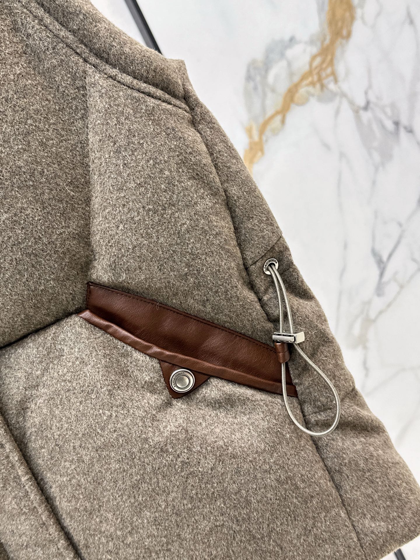 Lor 25 New drawstring waistband woolen down vest jacket