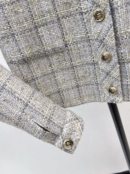C 25 New V-neck woven jacket