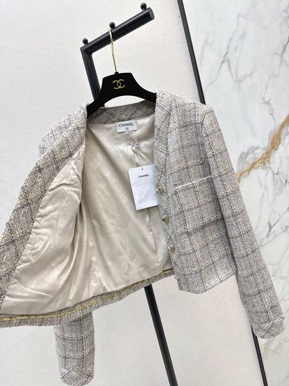 C 25 New V-neck woven jacket