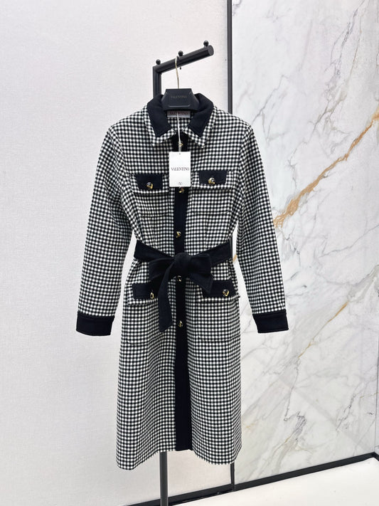 Val 25 New Classic Decorative Windbreaker Coat