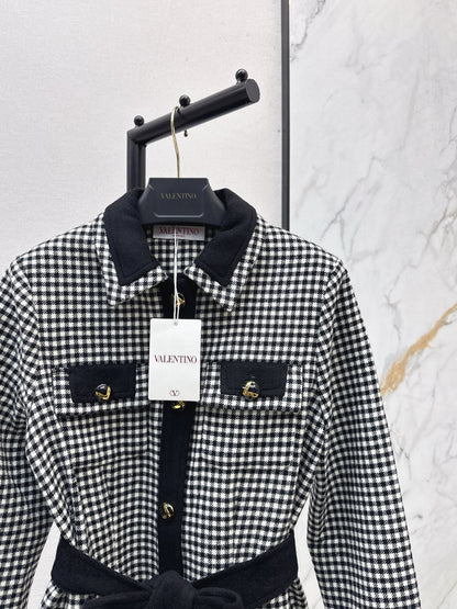 Val 25 New Classic Decorative Windbreaker Coat