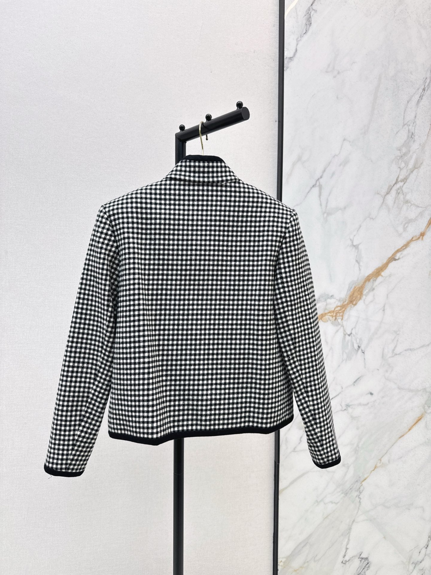 Val 25 Classic stand up collar plaid jacket