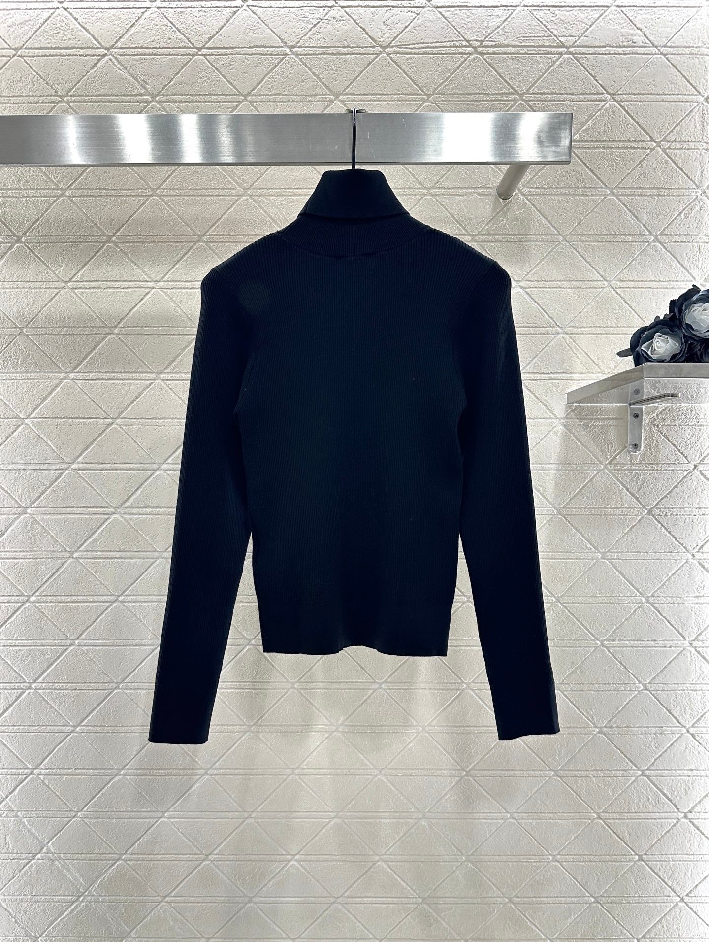 C 25 Bow tie high neck long sleeved sweater(WHITE/BLACK)