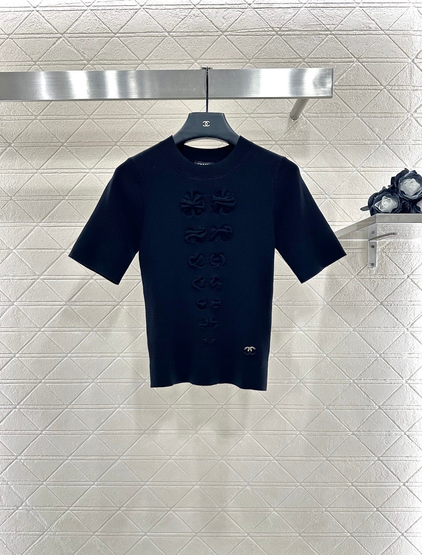 C 25 Bow tie round neck short sleeved sweater(WHITE/BLACK)