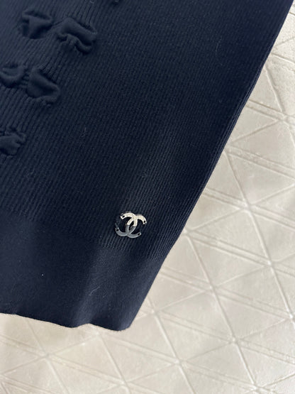 C 25 Bow tie round neck short sleeved sweater(WHITE/BLACK)