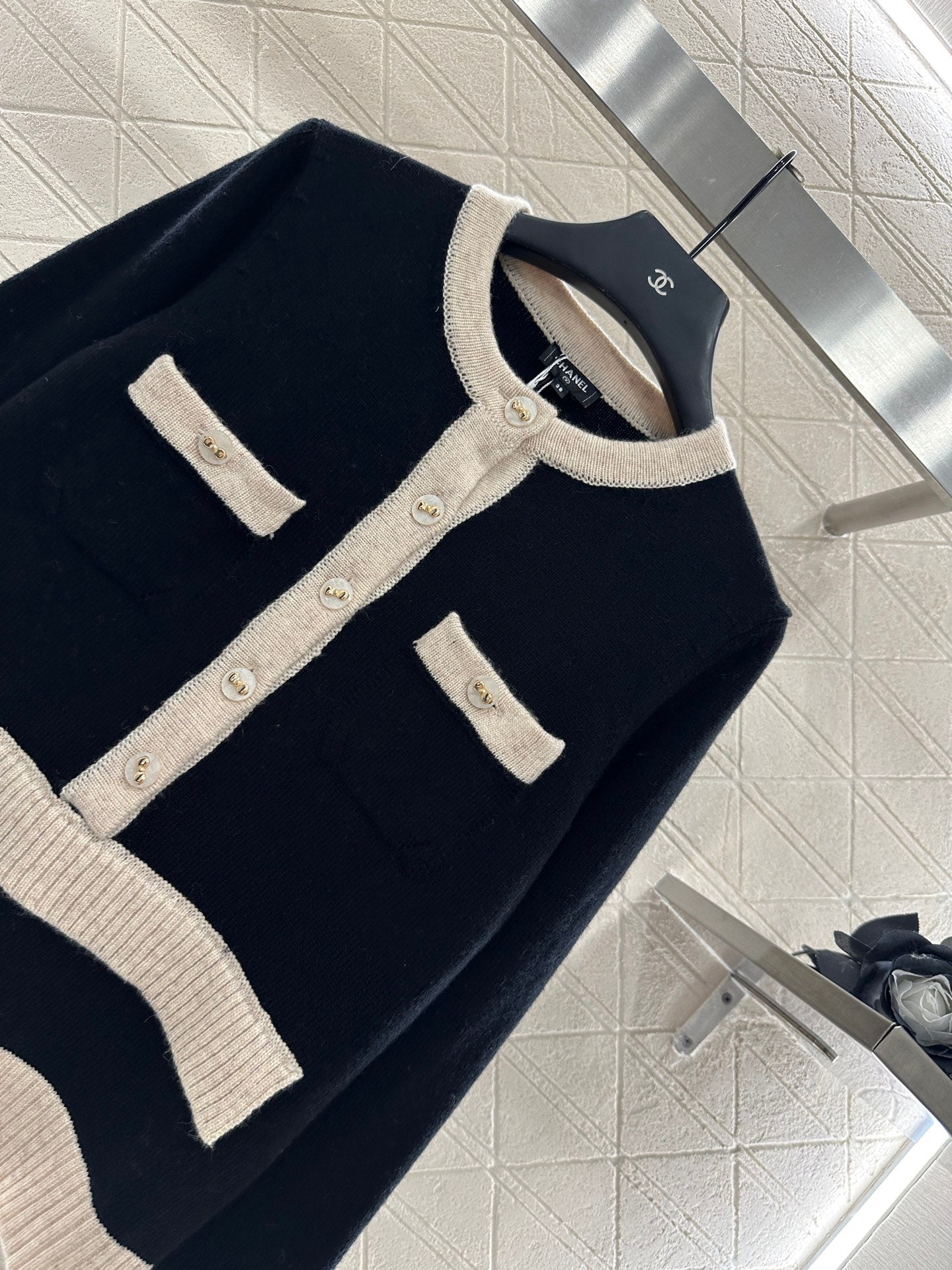 C 25 Pocket knitted cashmere long sleeved+short skirt set