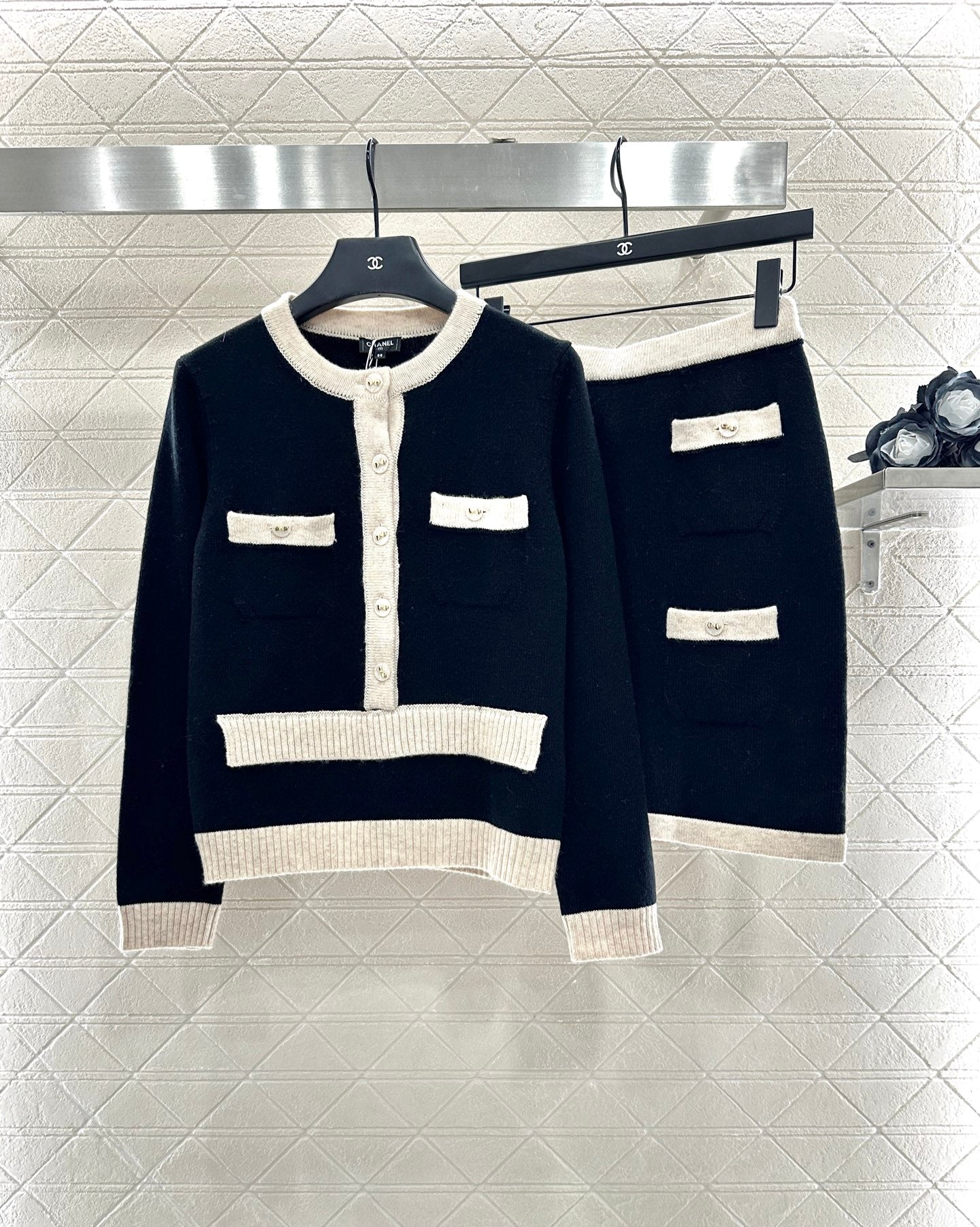 C 25 Pocket knitted cashmere long sleeved+short skirt set