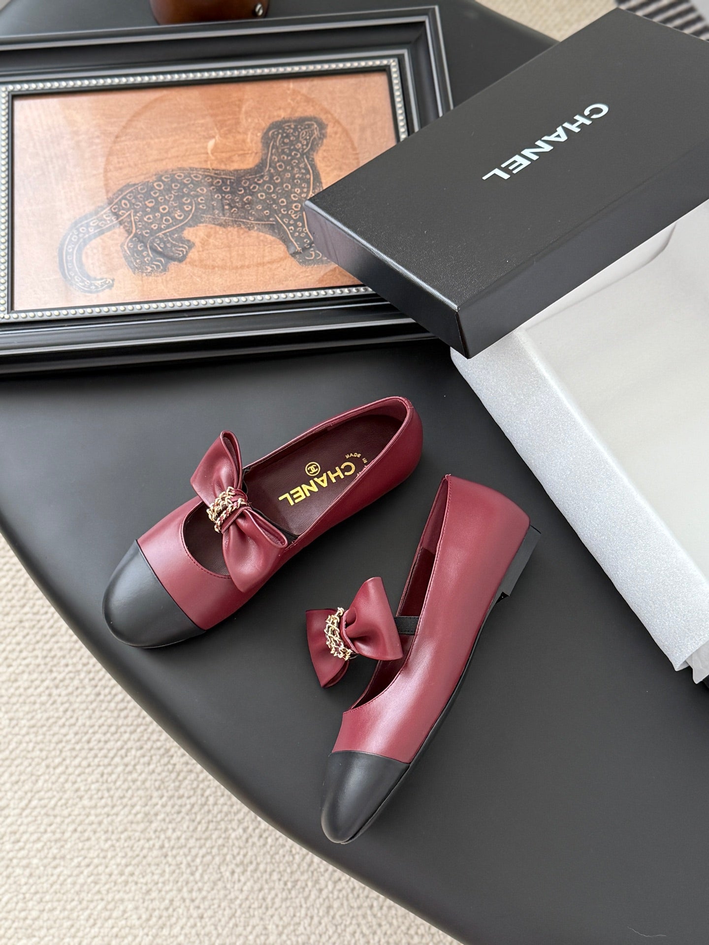 C 25P New Bow-Decorated Flat Loafers
