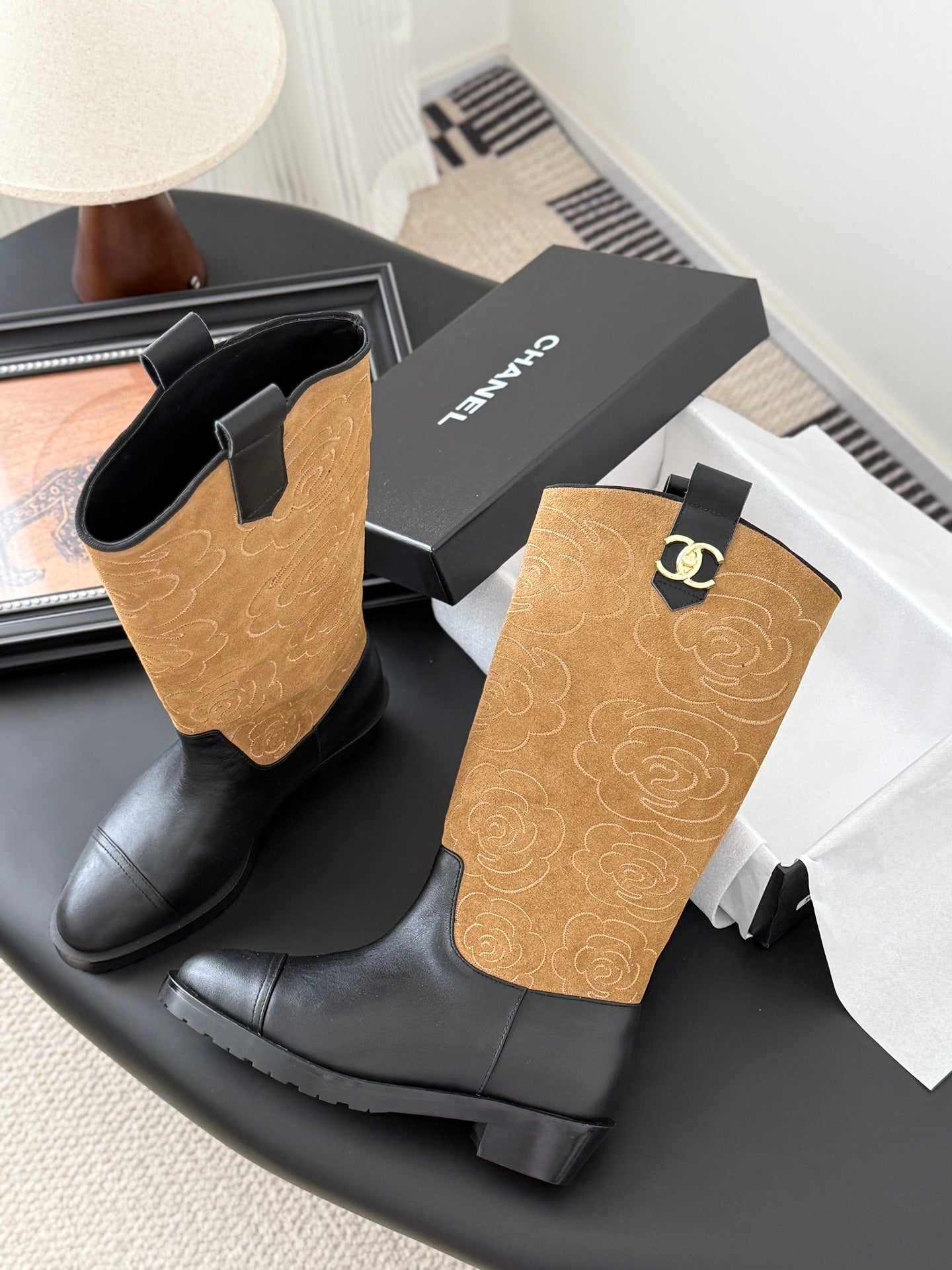 C 25K new rose-printed biker boots