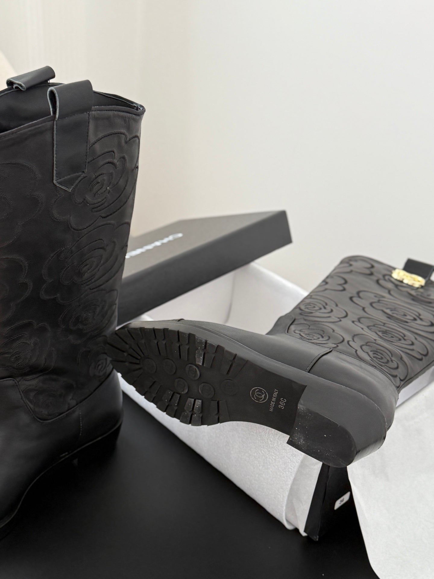 C 25K new rose-printed biker boots