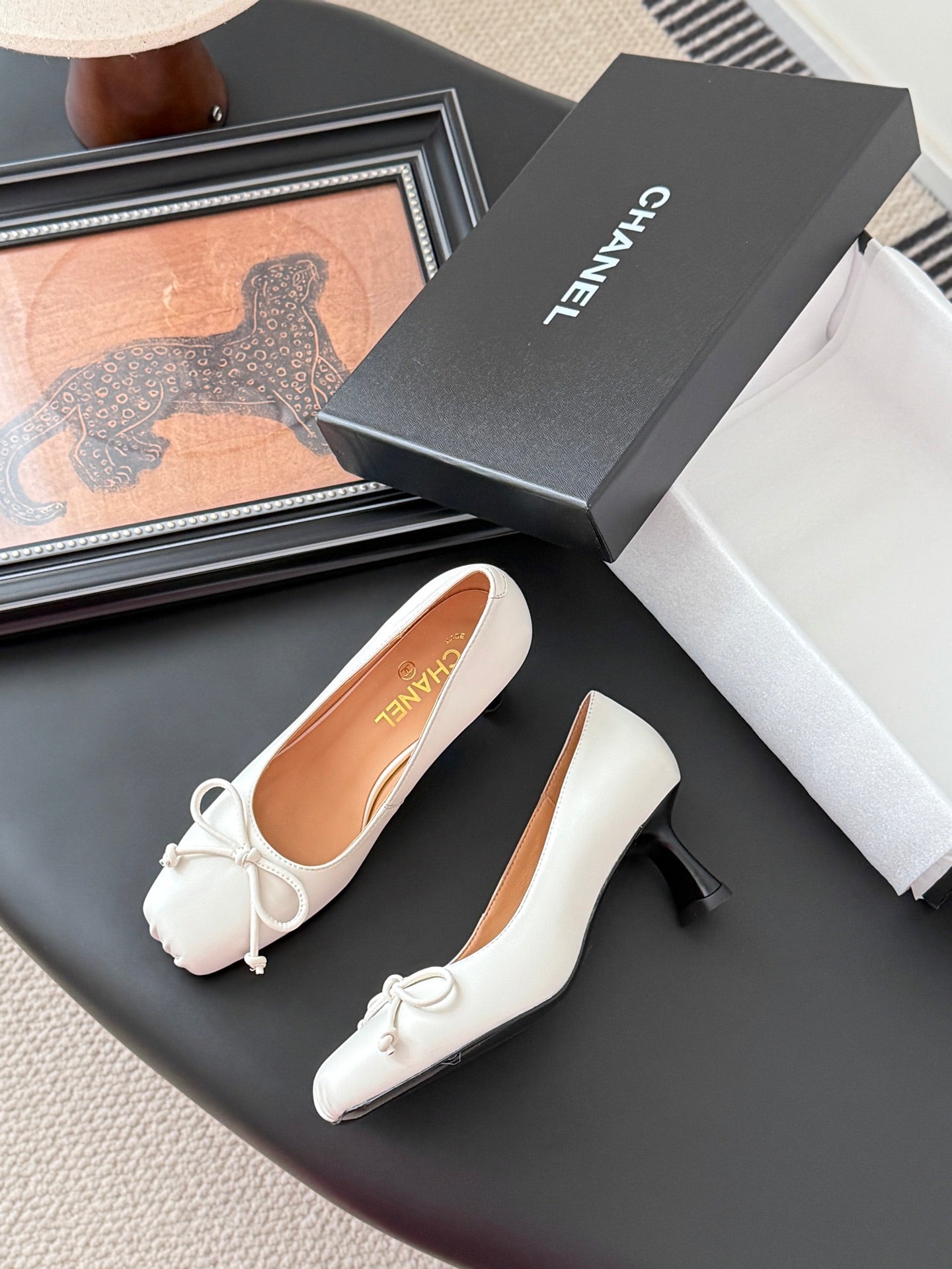 C 25B Mary Jane high heels