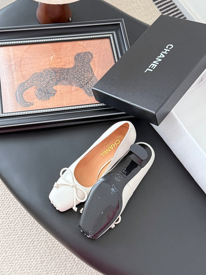 C 25B Mary Jane high heels