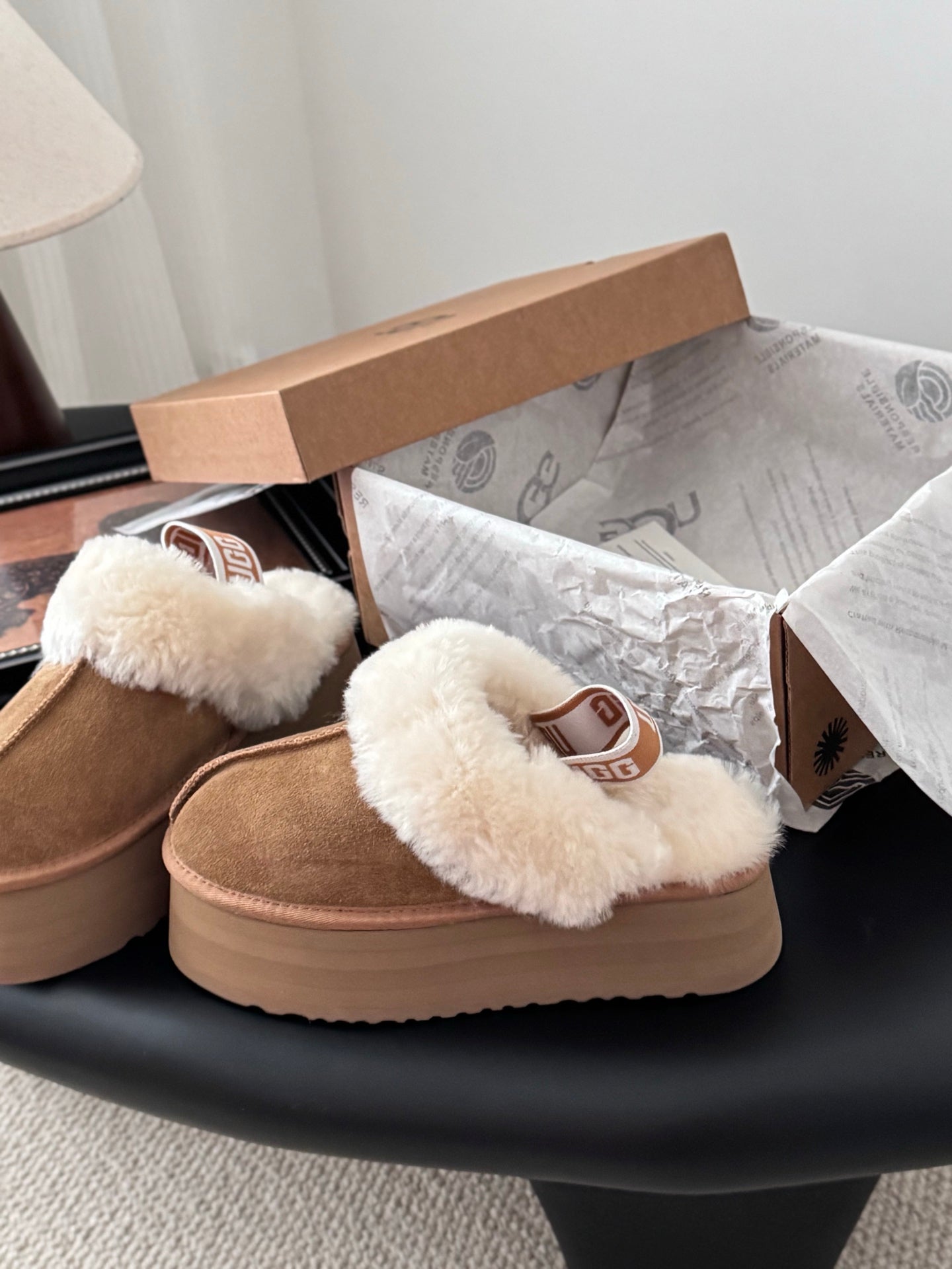 25 half-slip snow boots