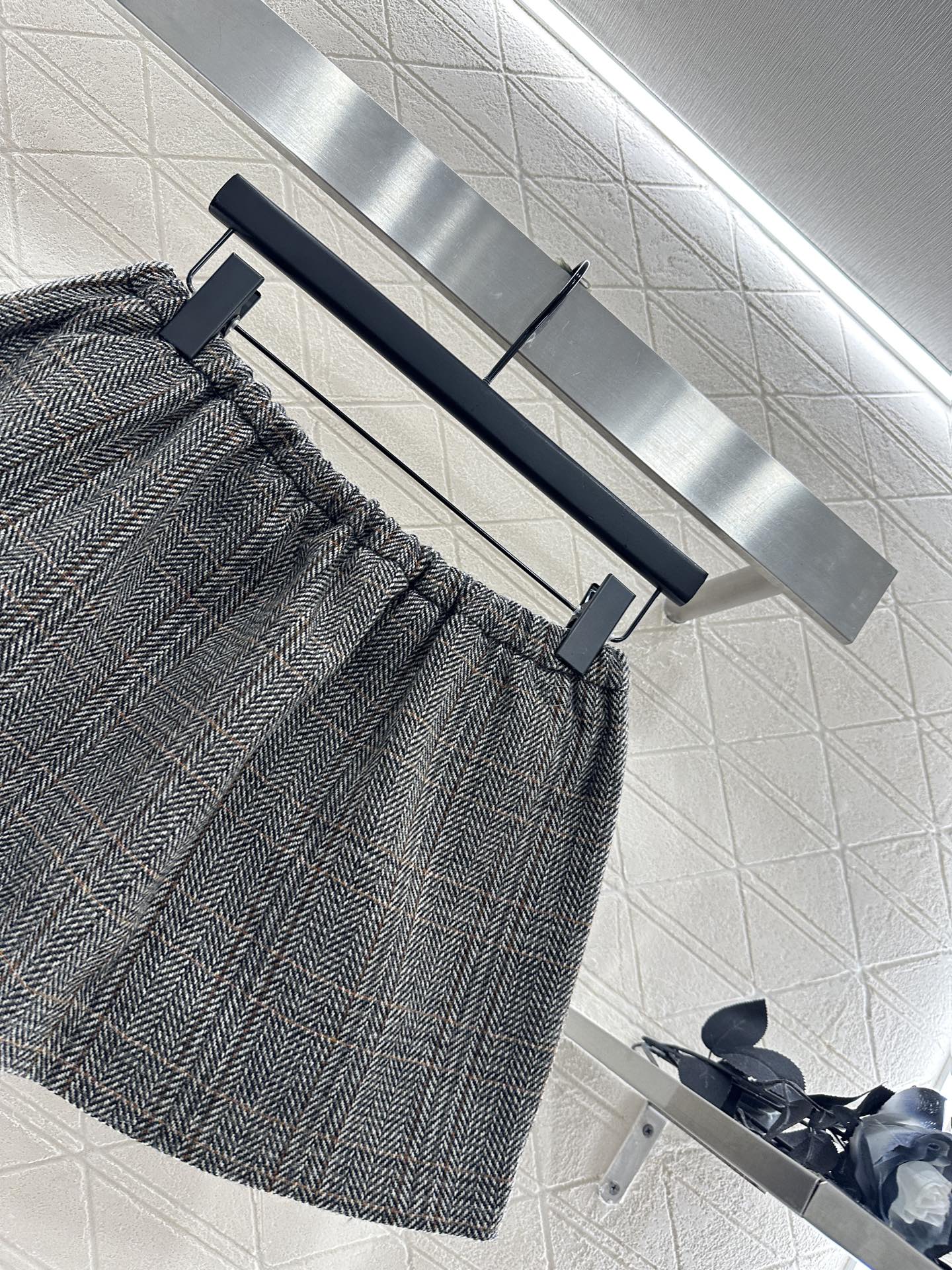 Mi 25 Plaid drawstring imitation wool mini skirt