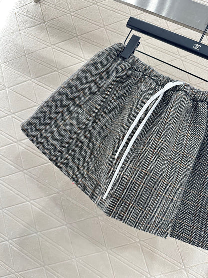 Mi 25 Plaid drawstring imitation wool mini skirt