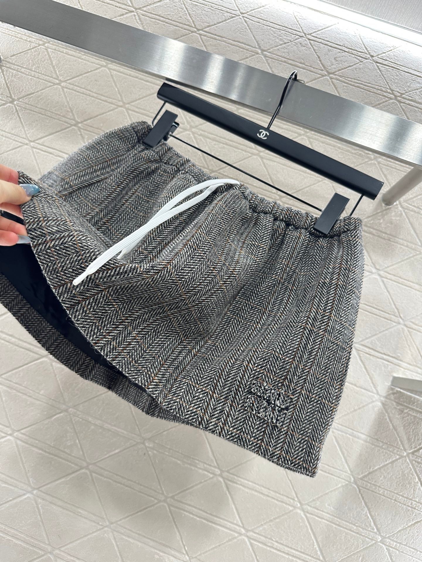 Mi 25 Plaid drawstring imitation wool mini skirt