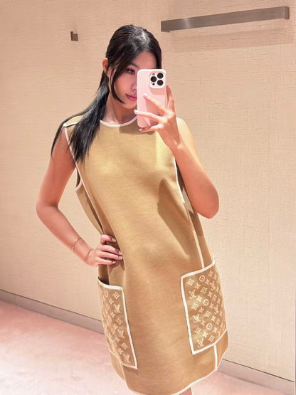 L 25 Jacquard patchwork pocket vest skirt