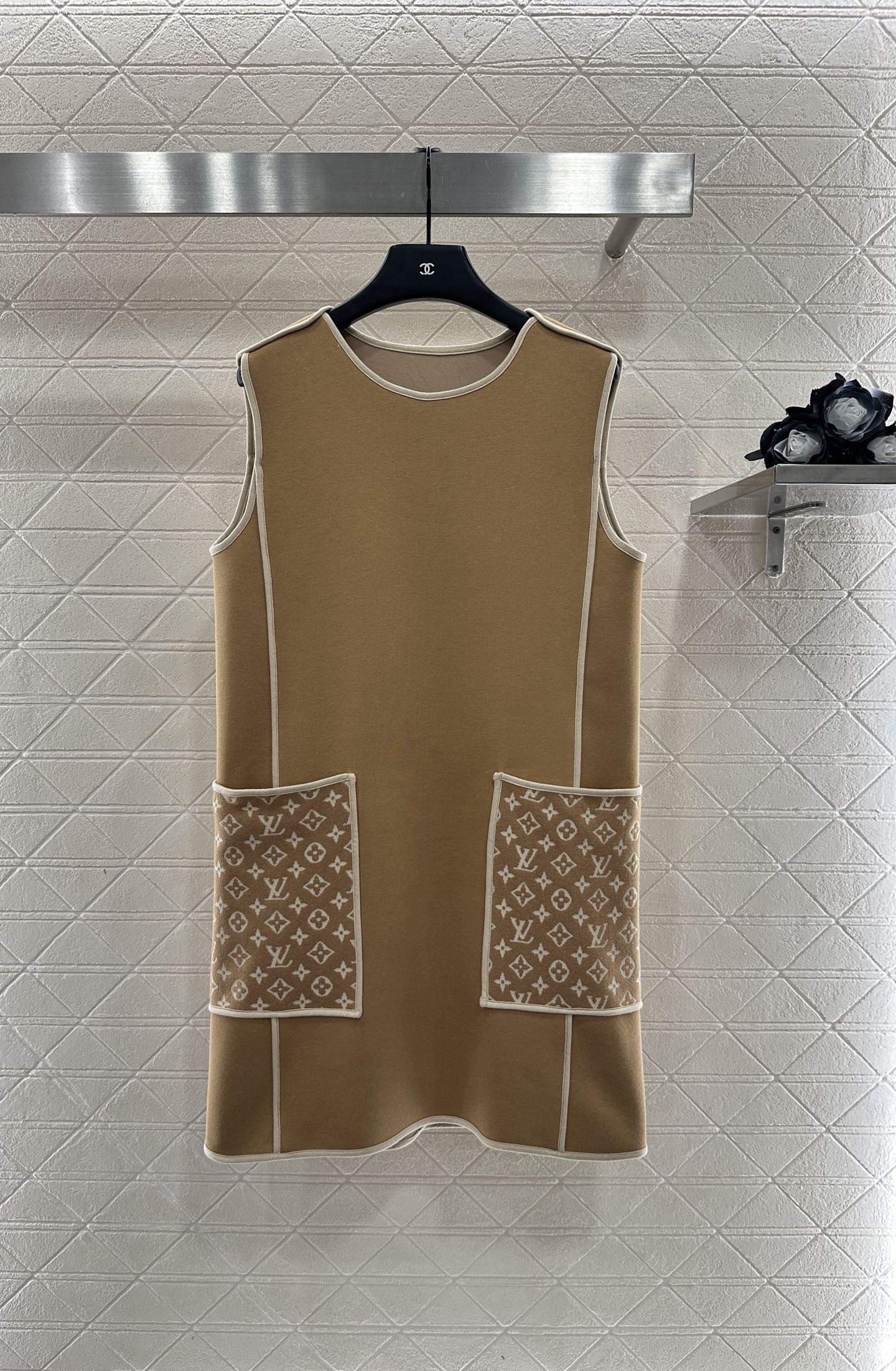 L 25 Jacquard patchwork pocket vest skirt