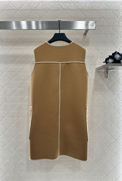 L 25 Jacquard patchwork pocket vest skirt