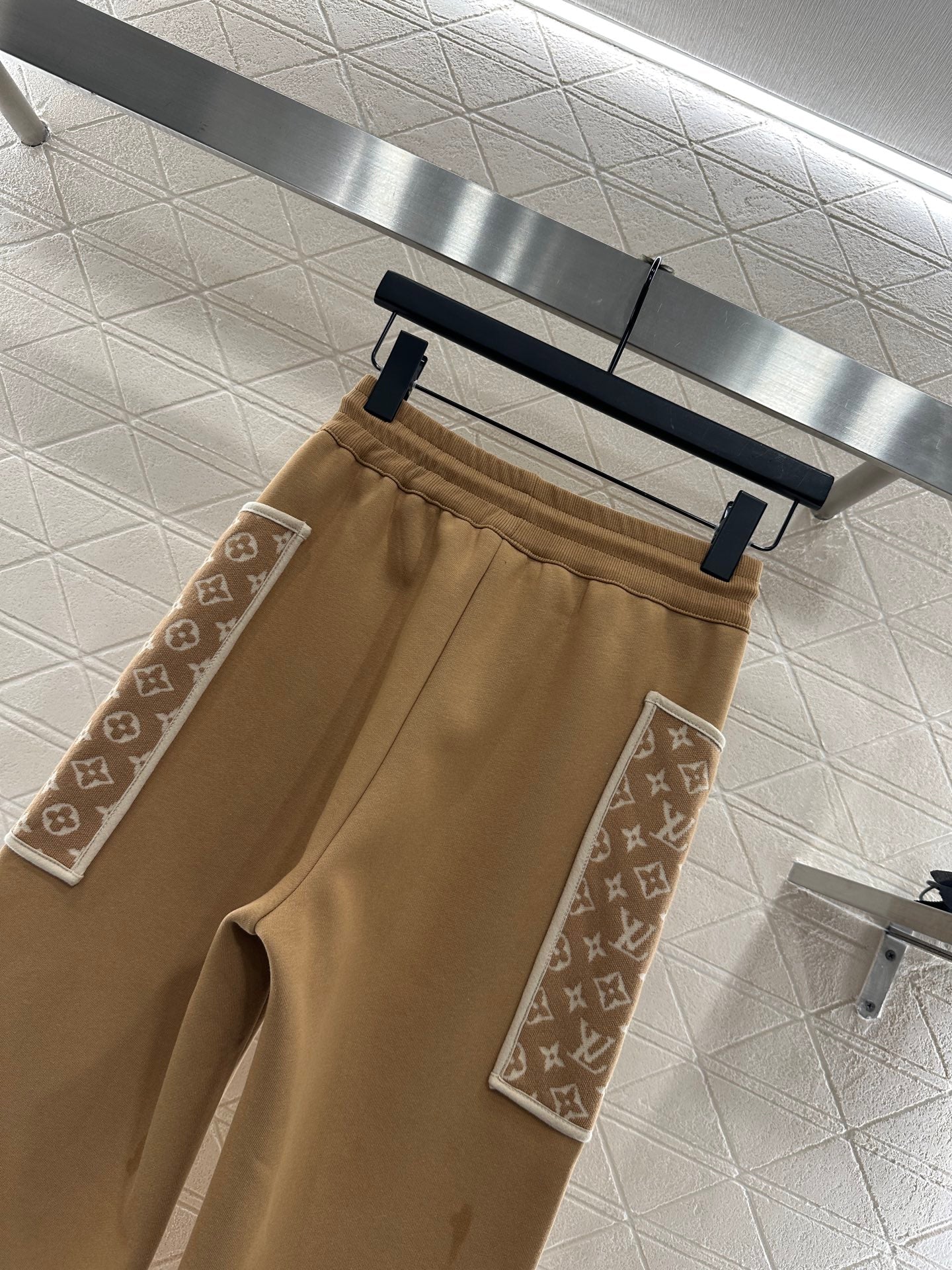 L 25 Hooded Jacquard Coat Pants Set(KHAKI/BLACK)