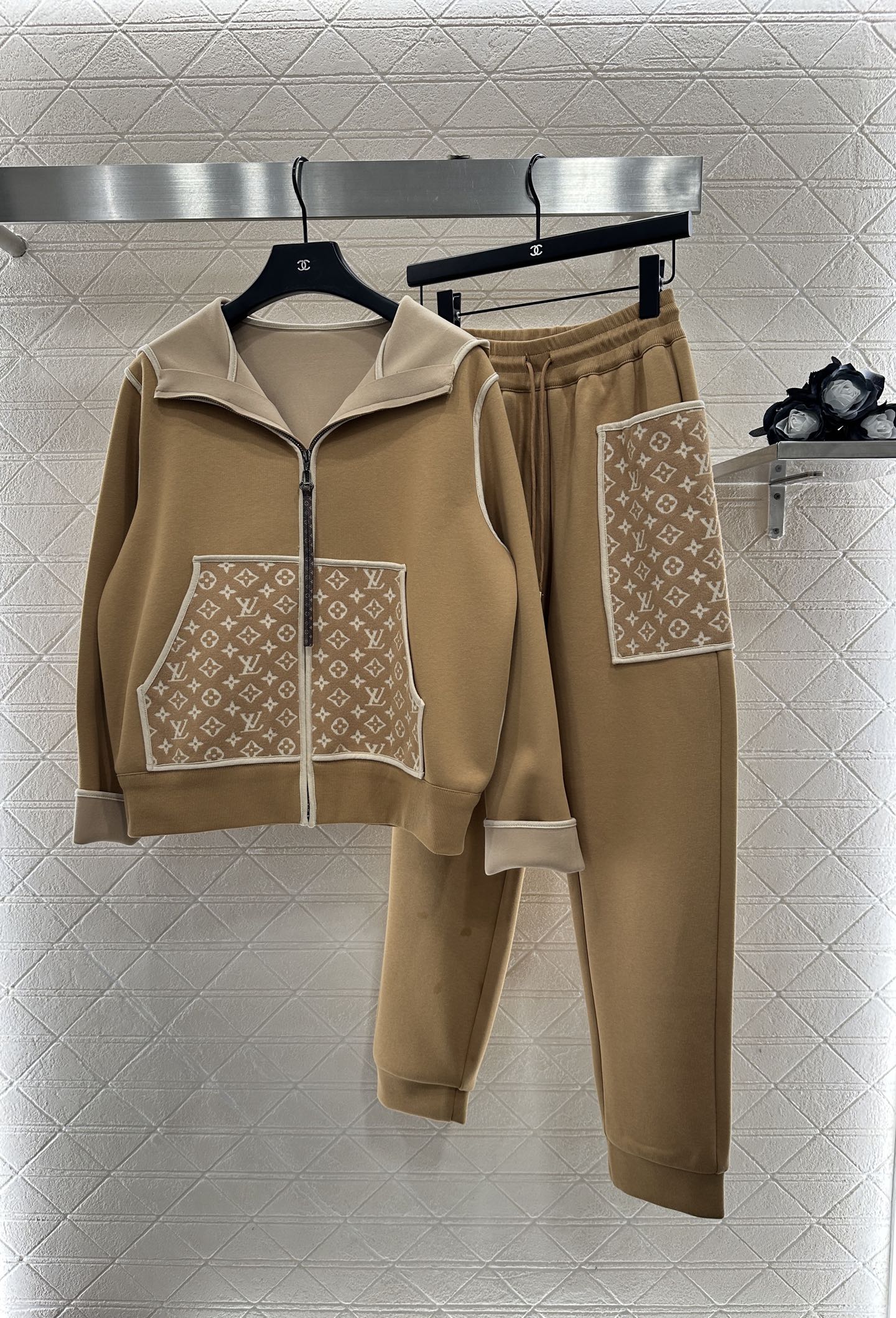 L 25 Hooded Jacquard Coat Pants Set(KHAKI/BLACK)