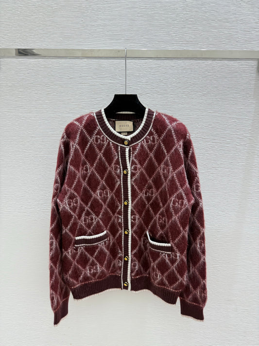 Gu 25 Vintage letter diamond grid round neck knitted wool cardigan