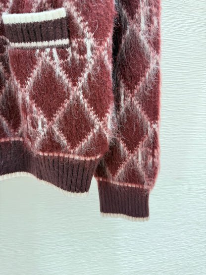 Gu 25 Vintage letter diamond grid round neck knitted wool cardigan