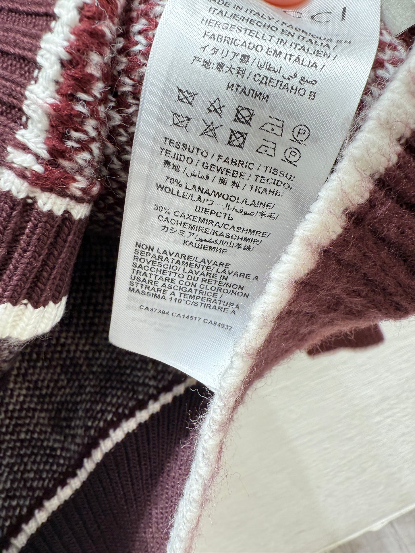 Gu 25 Vintage letter diamond grid round neck knitted wool cardigan