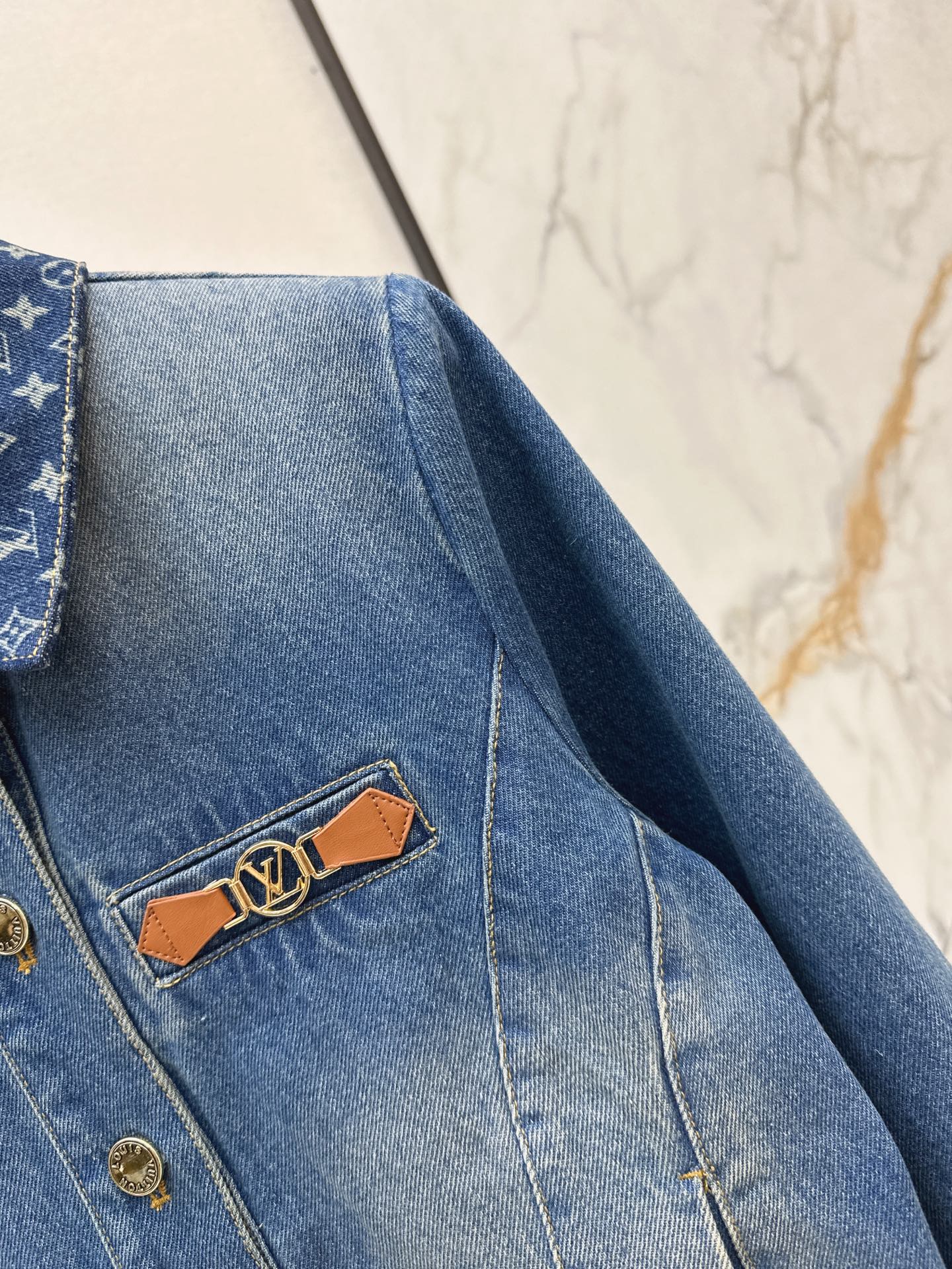 L 25 New vintage collar denim jacket