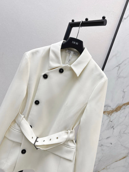 Di 25 New slanted buckle waistband suit jacket（WHITE/BLACK）