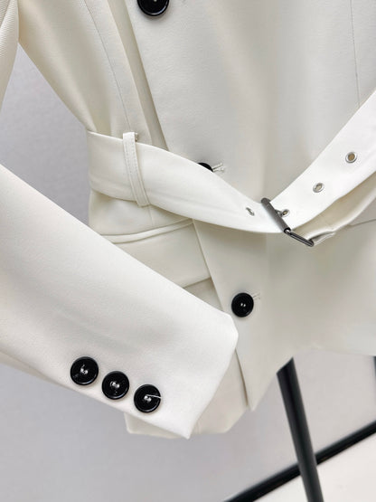 Di 25 New slanted buckle waistband suit jacket（WHITE/BLACK）