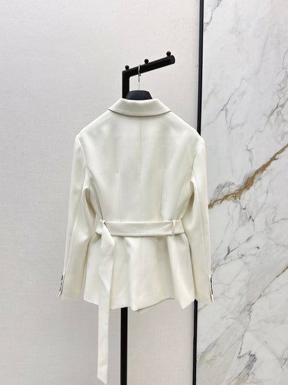 Di 25 New slanted buckle waistband suit jacket（WHITE/BLACK）