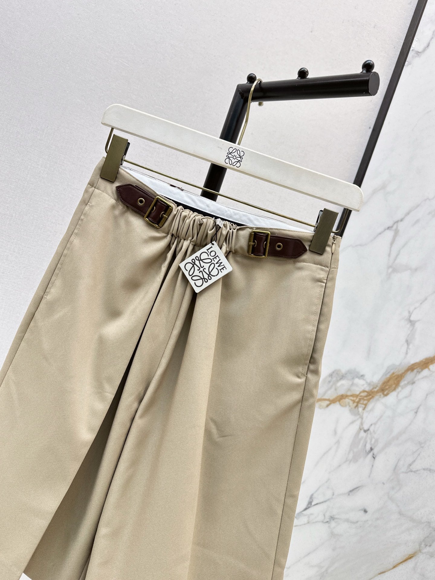 Lo 25 Leather buckle elastic high waisted pants(KHAKI/BLACK)