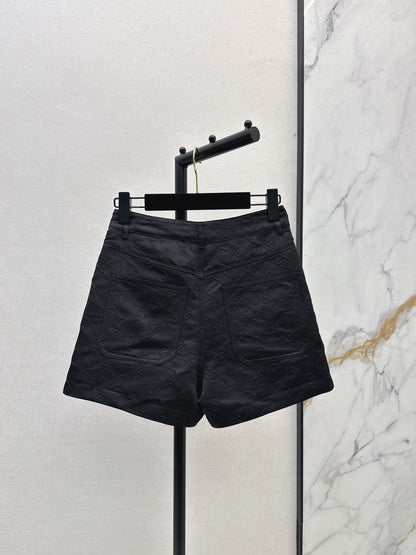 C 25 New jacquard logo shorts