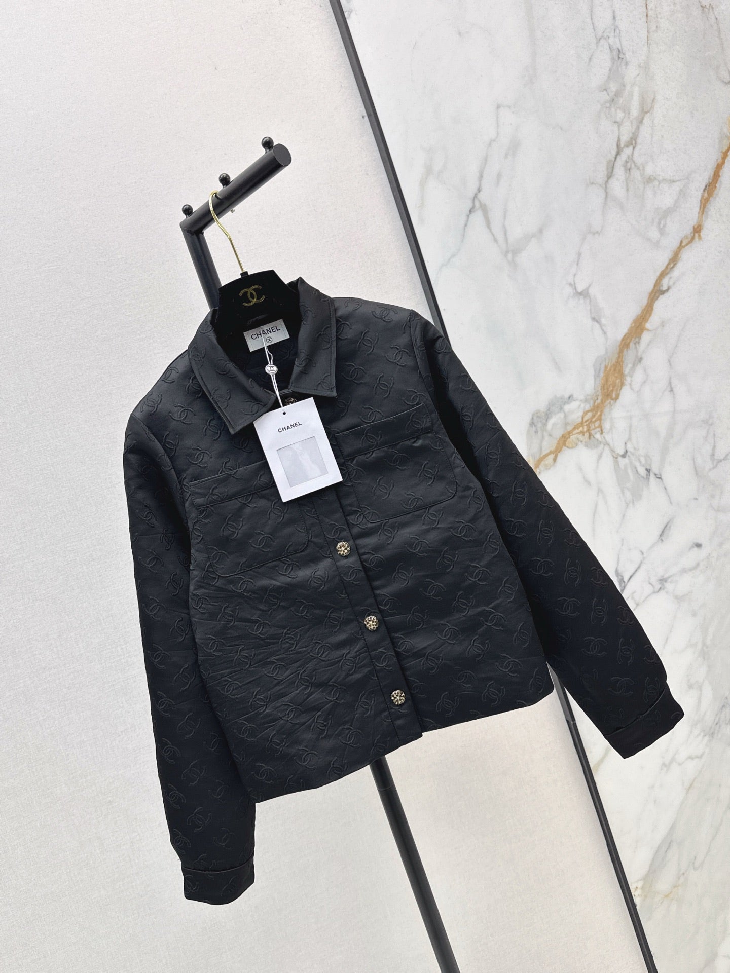 C 25 New jacquard logo jacket