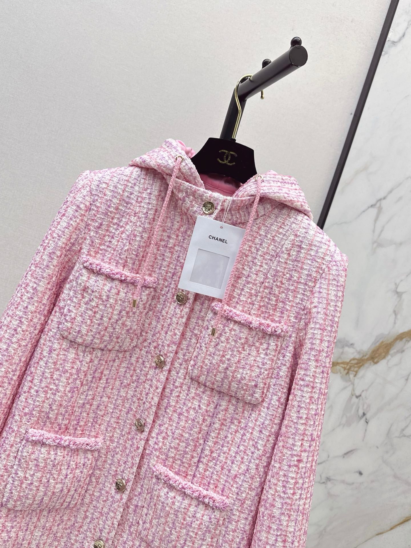 C 25 Sakura Pink Pearl Woven Jacket