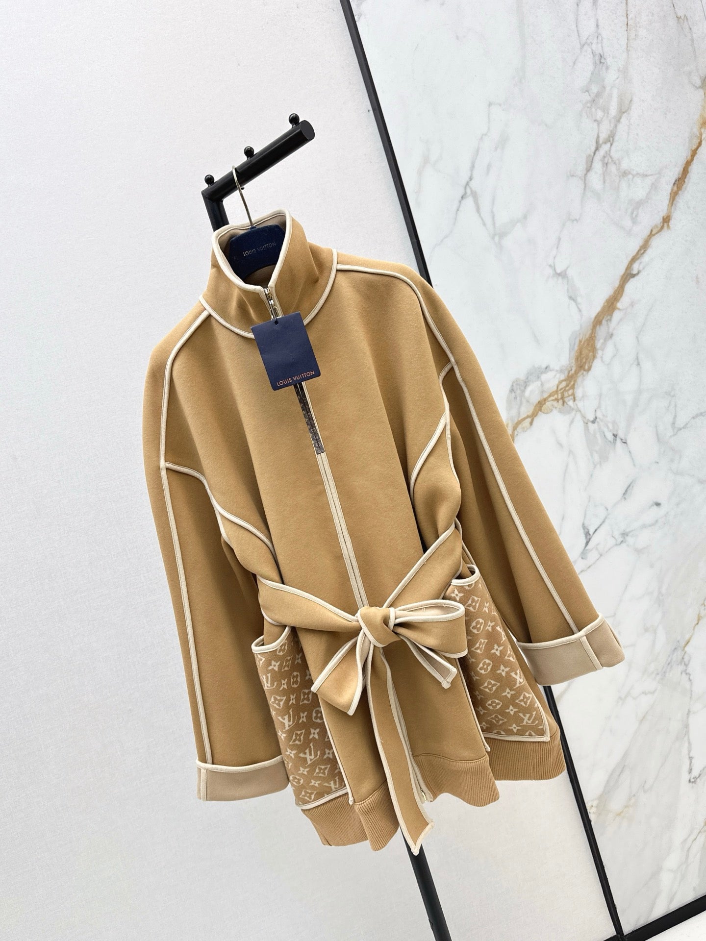 L 25 Pocket floral casual jacket  (KHAKI/BLACK)