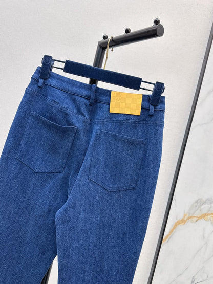 L 25 New flared stretch jeans