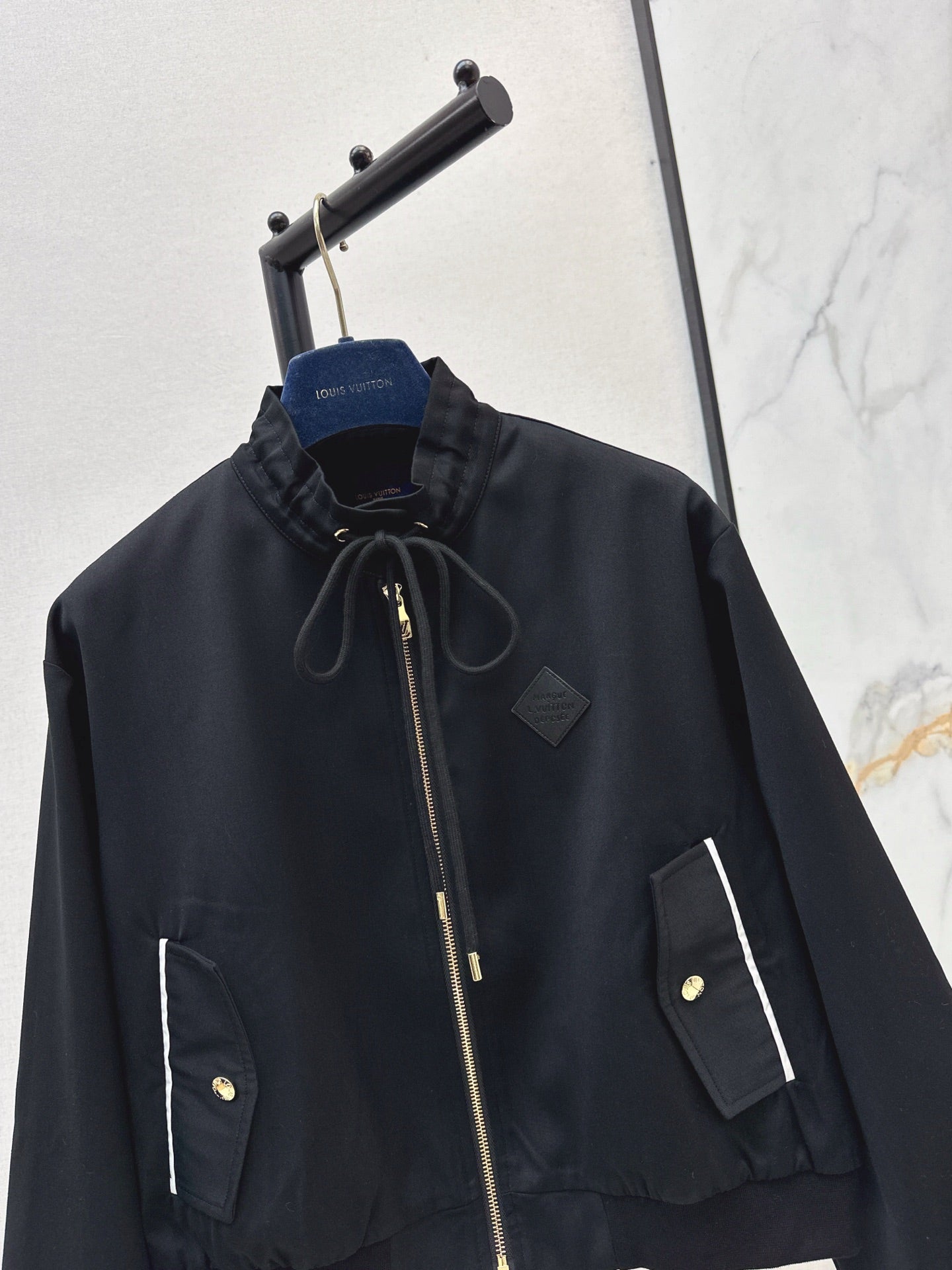 L 25 New drawstring jacket(KHAKI/BLACK)