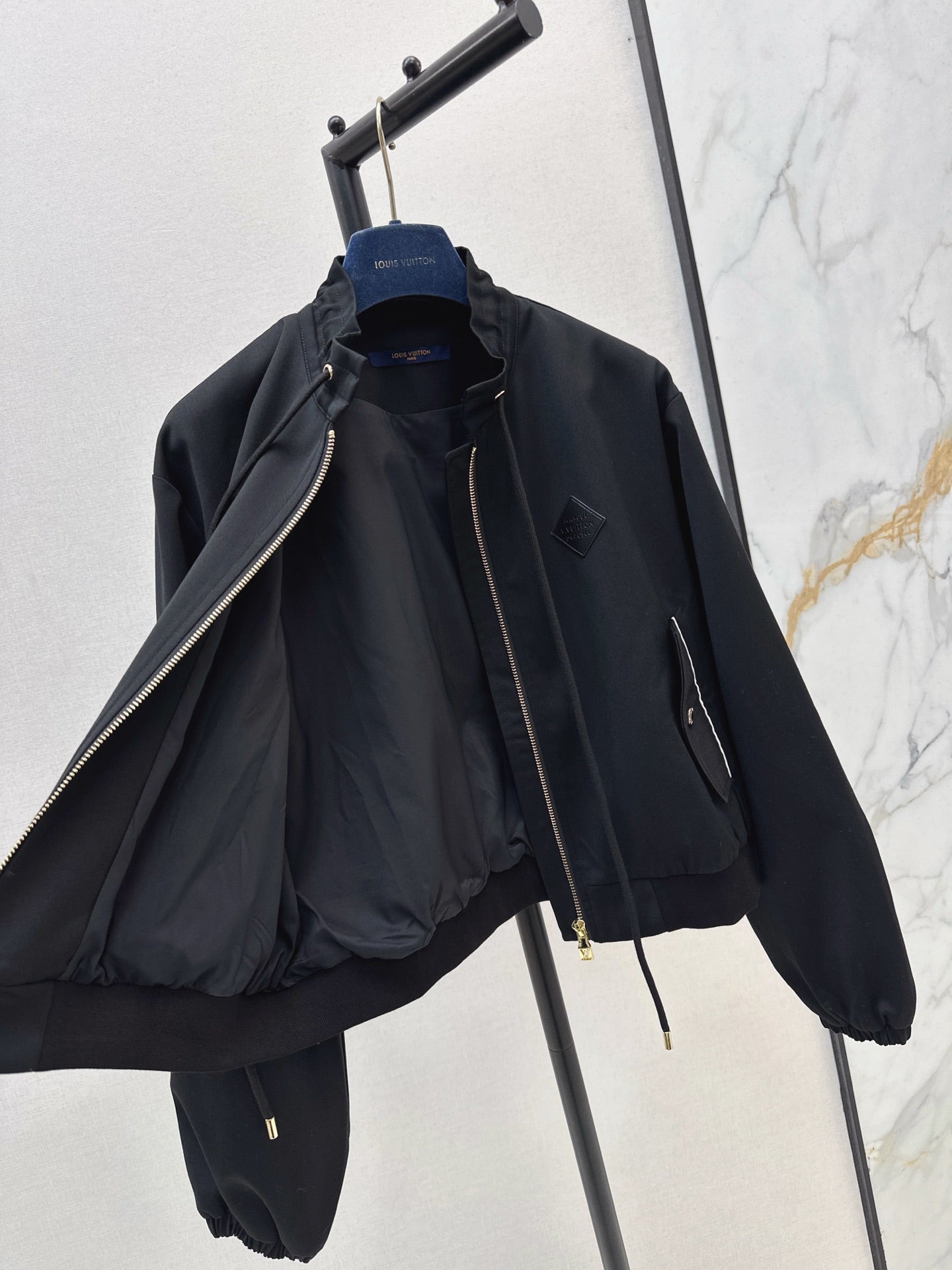 L 25 New drawstring jacket(KHAKI/BLACK)