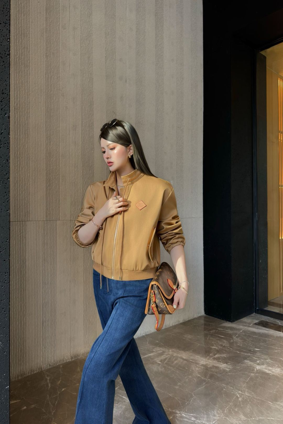 L 25 New drawstring jacket(KHAKI/BLACK)