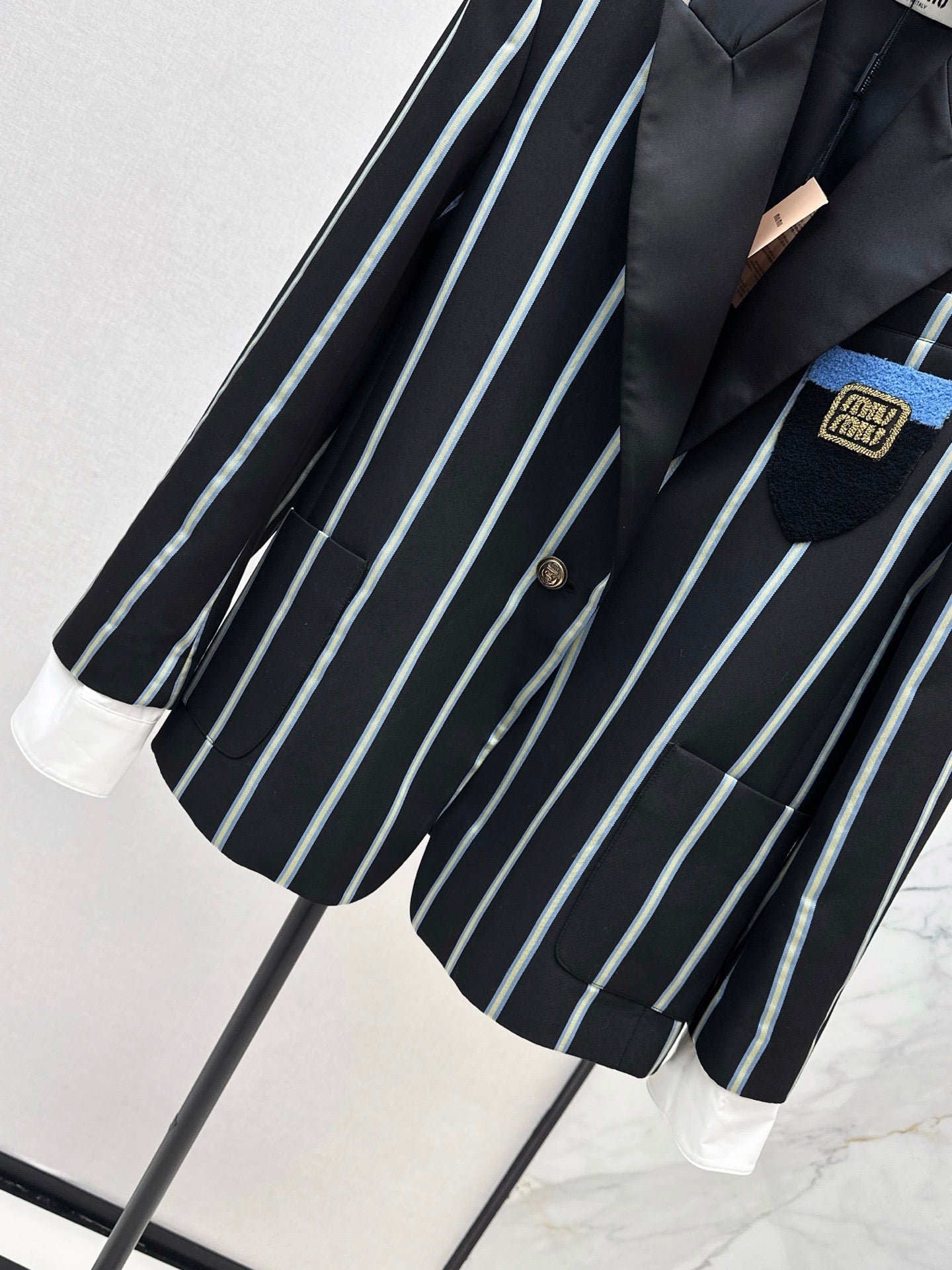 Mi 25 New woven striped suit jacket