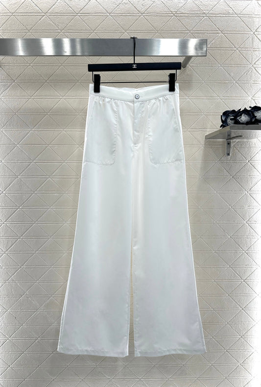 C 25 Pure white model trousers